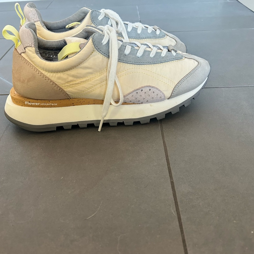 FLOWER MOUNTAIN Women's Multi New Asuka Sneakers, sz 8 (EU 39) - Picture 3 of 5